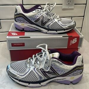 New Balance Women's 1260 V2 Running Shoes Sz 10 2A Narrow
